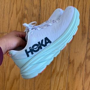 Rincon 3 Hokas Running Shoes